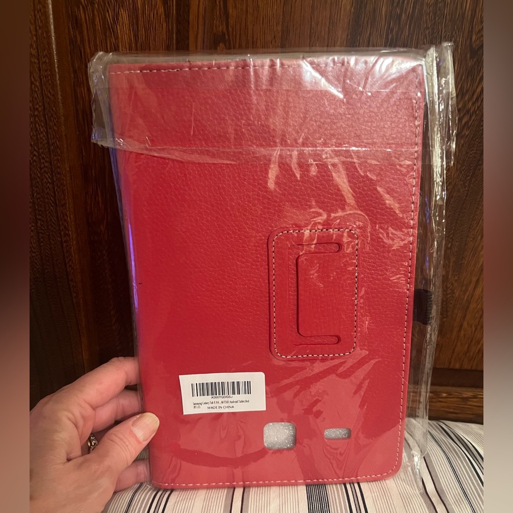 Samsung Galaxy Red Tab E 9.6 Case, new in sealed package